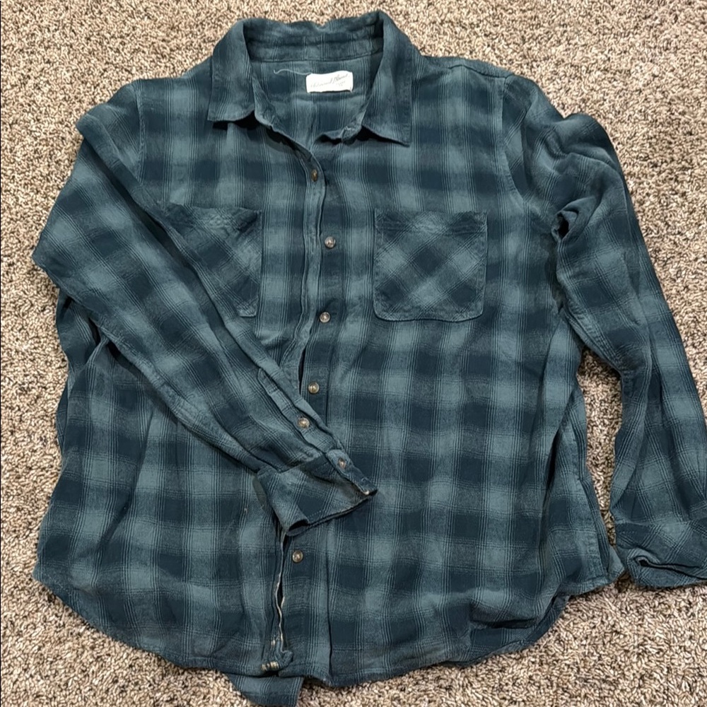 Universal Thread Blue Casual Button Down Shirt